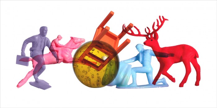 Bodegón con caballo rosa y torero. 40x80cm. 